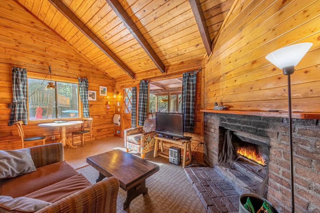 Forest Cabin 1 Hunters Blind ペイソン エクステリア 写真